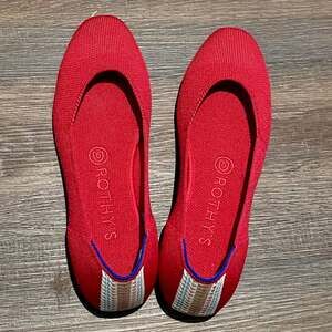 Rothy's Women's The Flat in Cardinal Red Round Toe Knit Ballet Flats Size 7